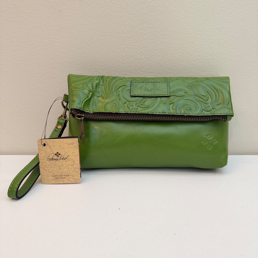 NEW Patricia Nash Valerie Foldover Magnetic Clutch Foliage Green 100% Leather